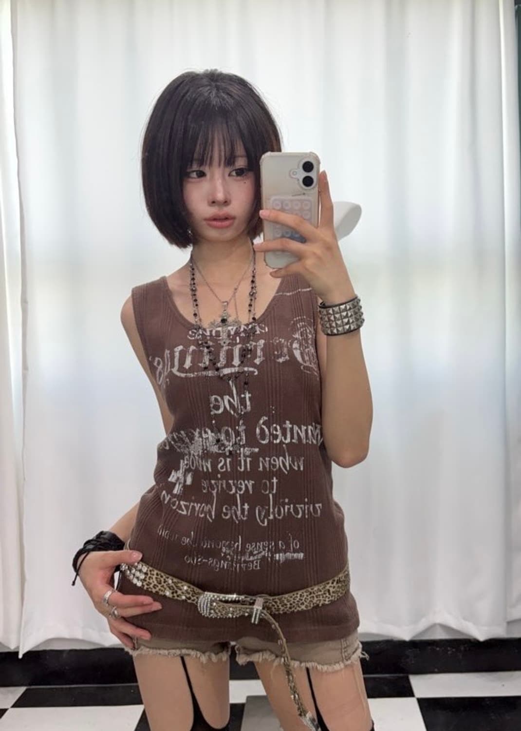 🎸레터링 프린팅 브라운 슬리브리스🎸 상품이미지1