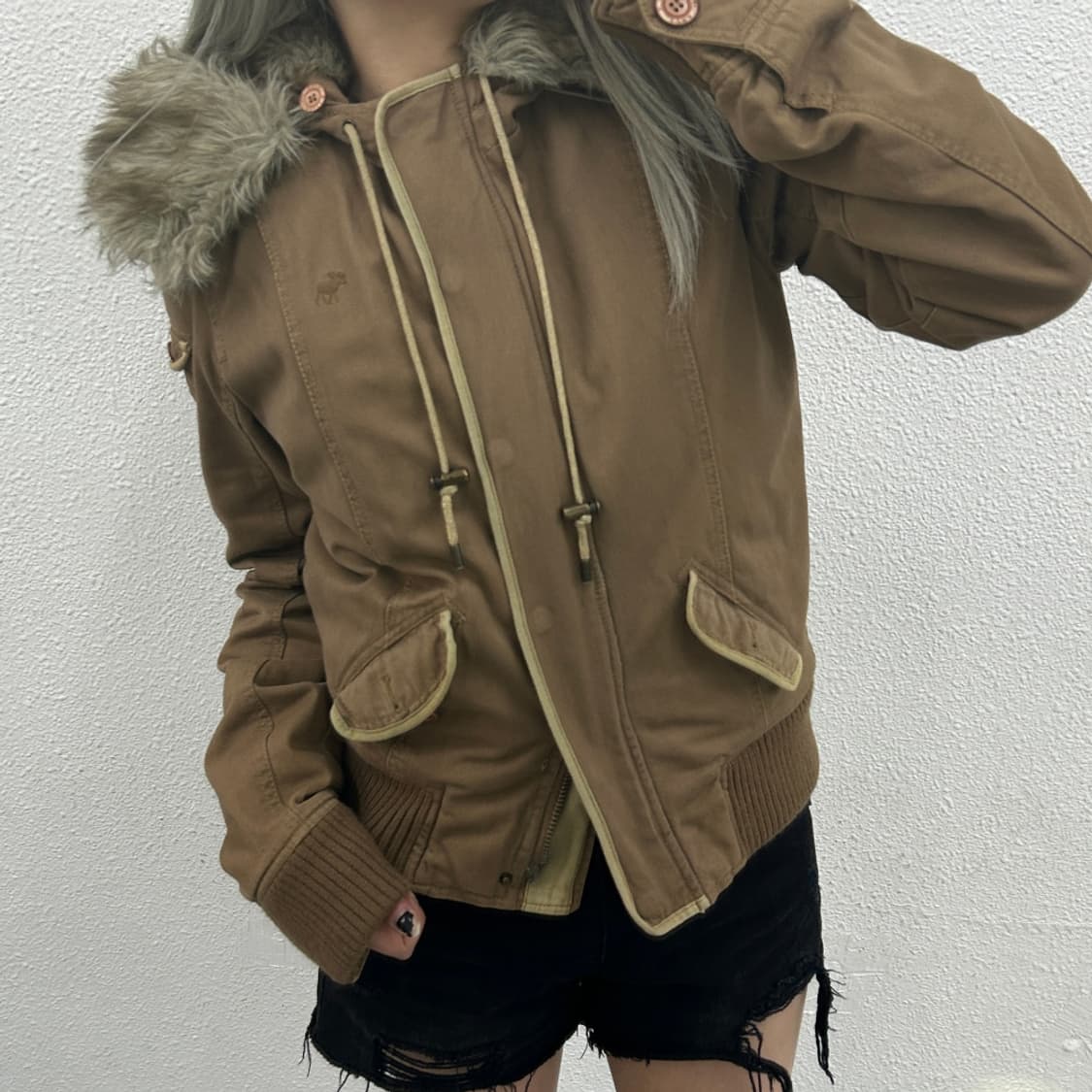 아베크롬비 y2k 순록로고 베이지 울프죠 자켓 상품이미지1