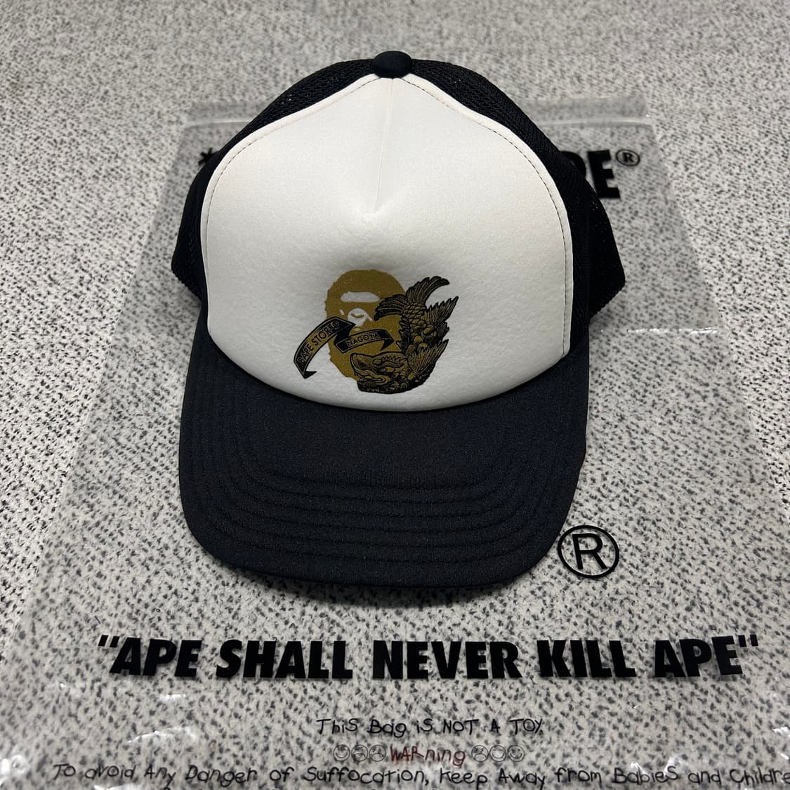 베이프나고야 한정메쉬캡 상품이미지1