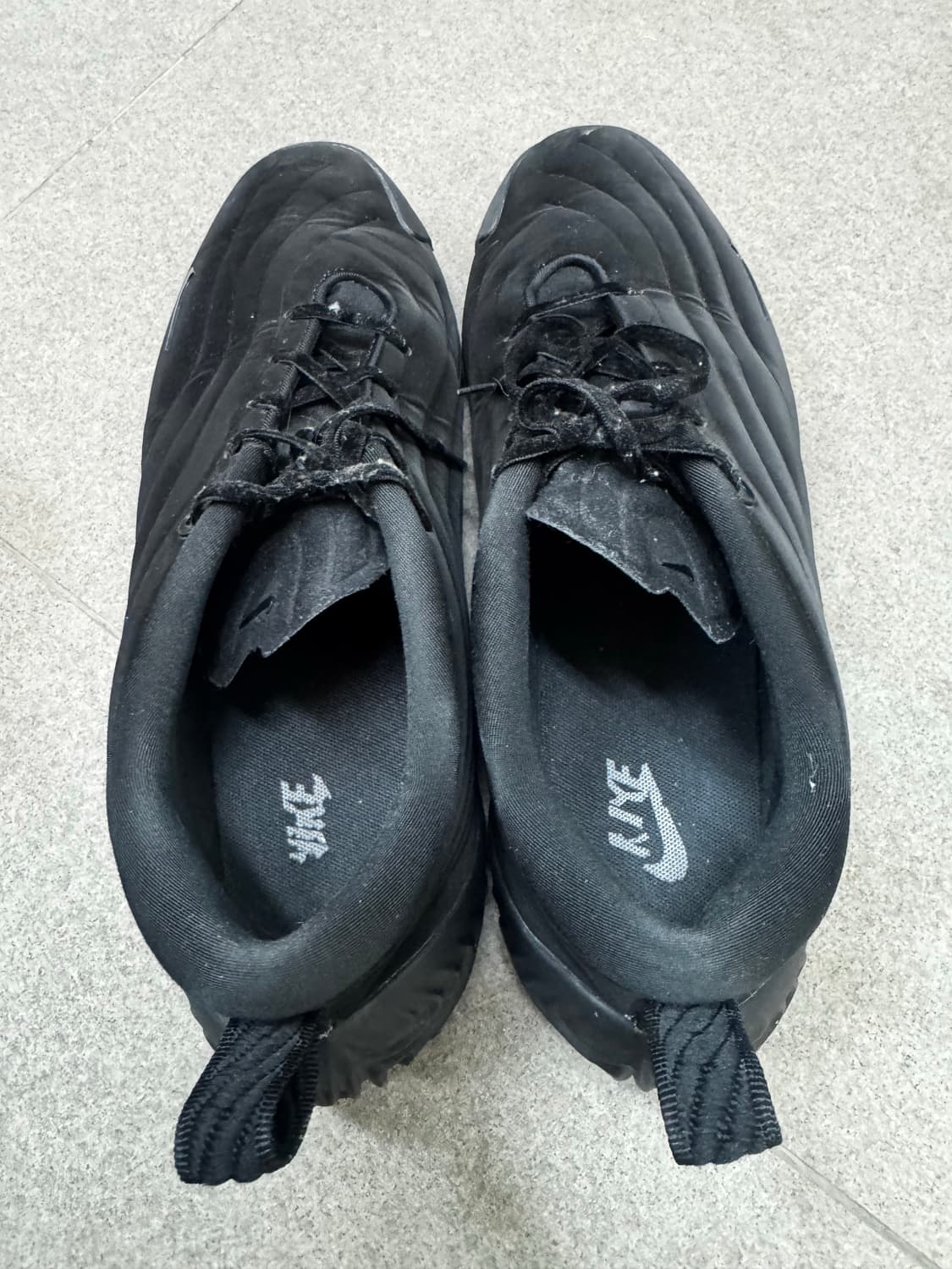 나이키 아스트라 울트라 트리플 블랙 290 상품이미지3