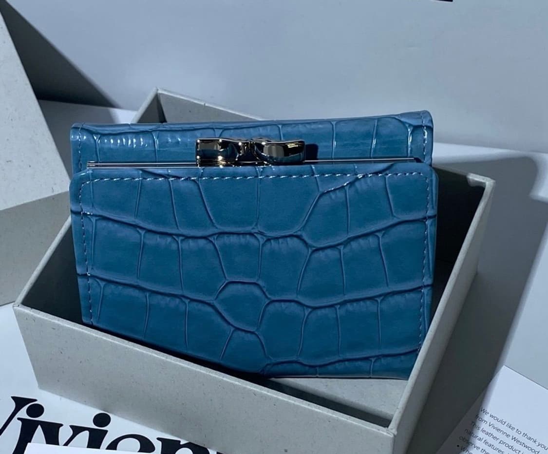 비비안웨스트우드 아카이브 블루 레더 은장orb 하프월렛 3단 반지갑 상품이미지2