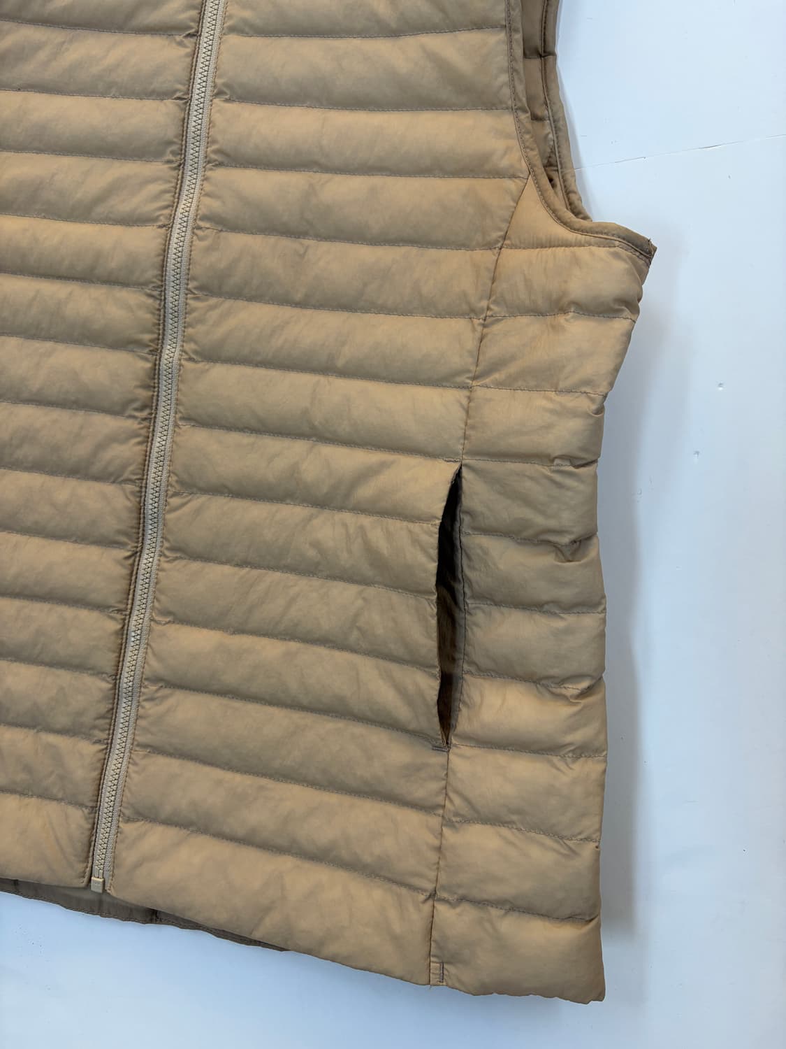 아이더 경량조끼패딩 상품이미지4