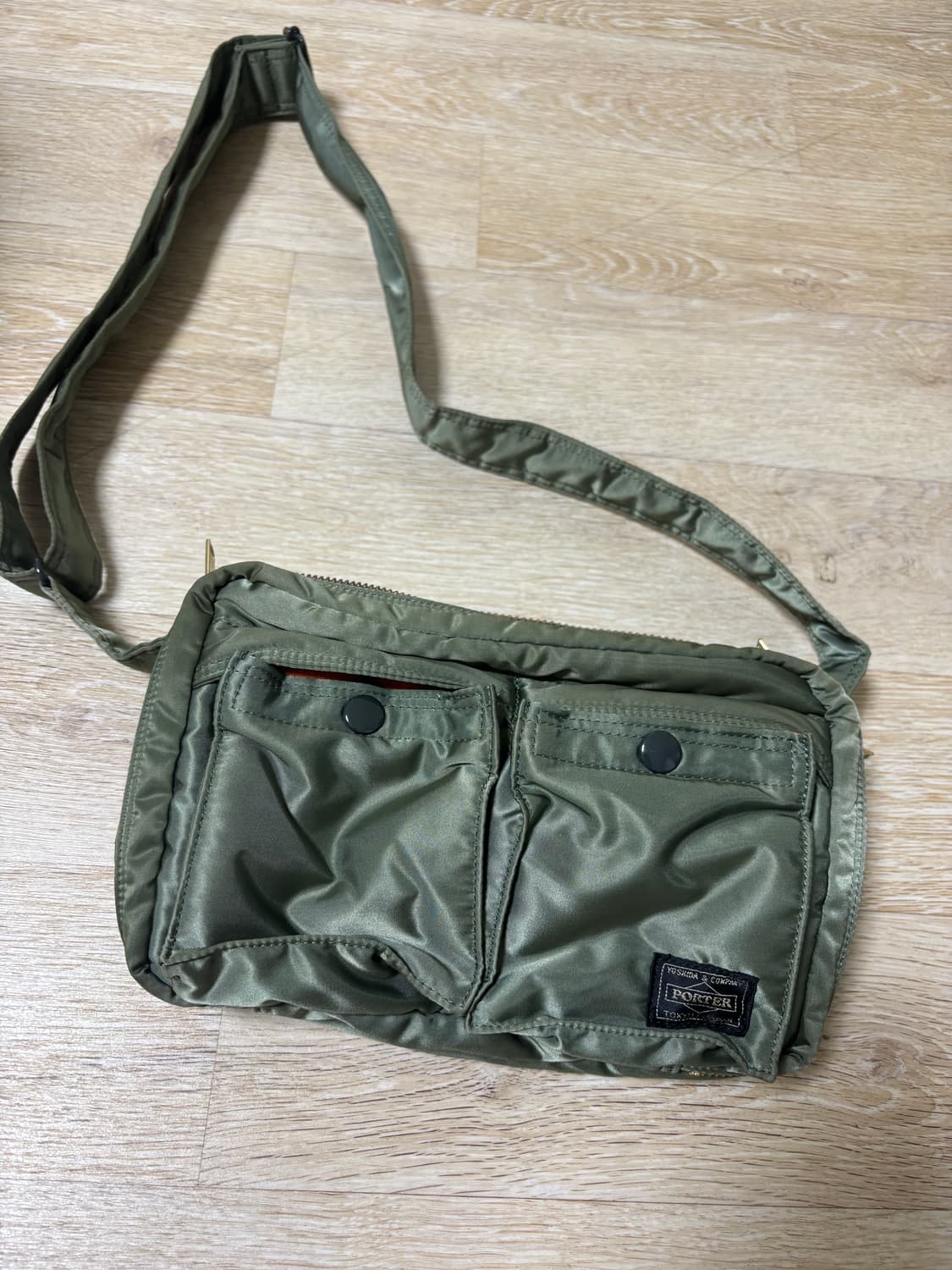 포터 올 뉴 탱커 슬링백 세이지 그린 상품이미지1