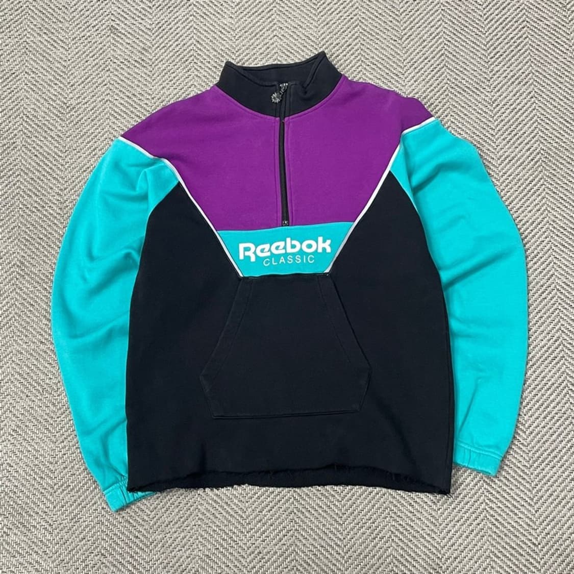 리복 반집업 배색 맨투맨 v0068 상품이미지1