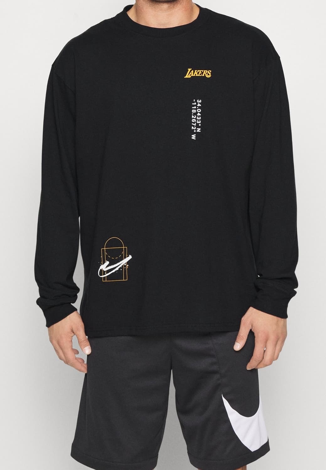 나이키 x NBA 레이커스 콜라보 롱슬리브 상품이미지3