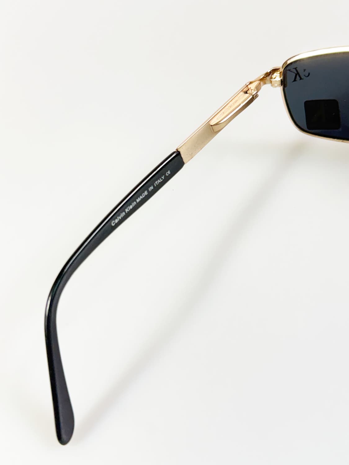 캘빈클라인 골드 메탈 슬림 스퀘어 빈티지 선글라스 상품이미지7