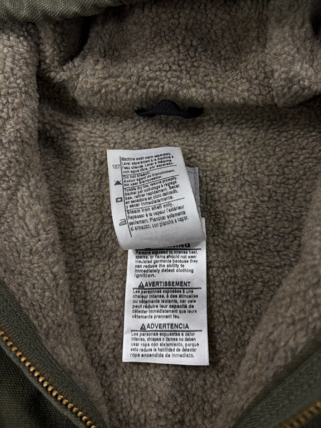 Carhartt Sherpa-Lined Duck Jacket 상품이미지4