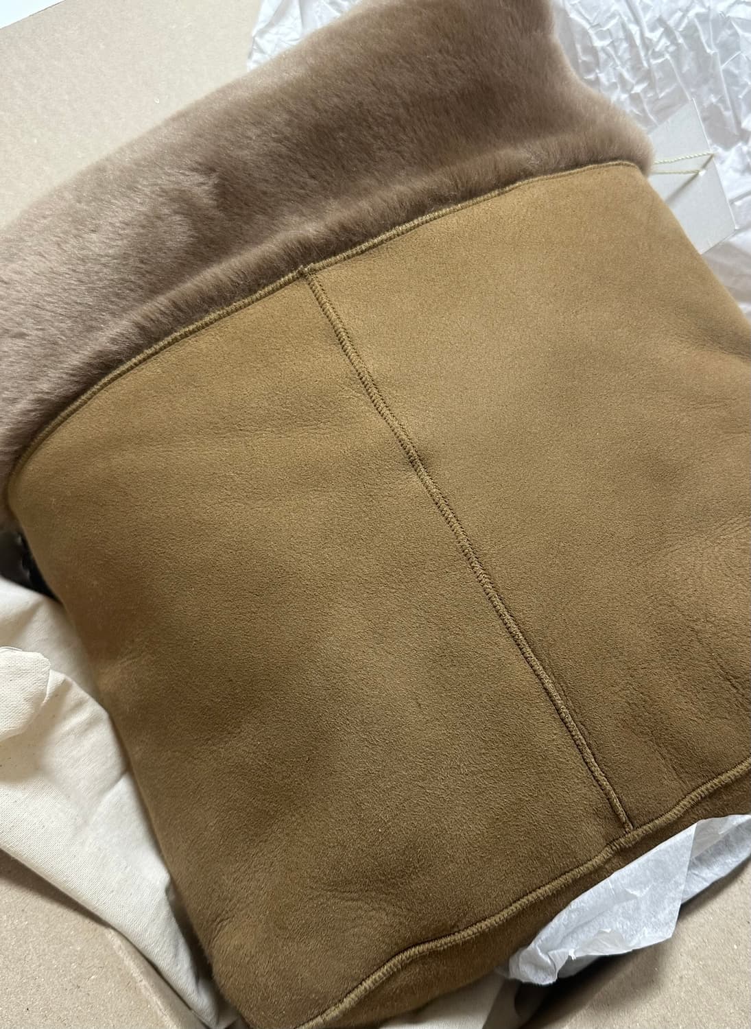 미닛뮤트 페블 체인백 무스탕 베이지 상품이미지3