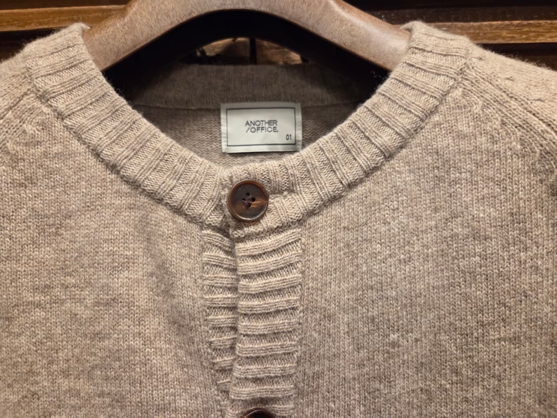 어나더오피스 니트 상품이미지3
