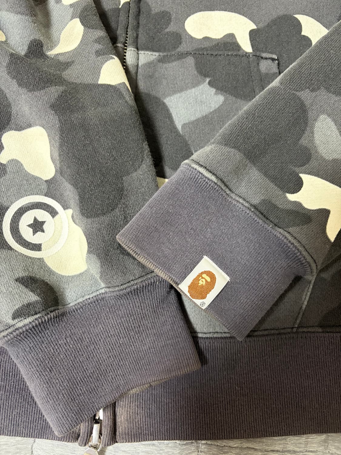 [급처] 야광 베이프 후드집업 흑계 s 상품이미지2