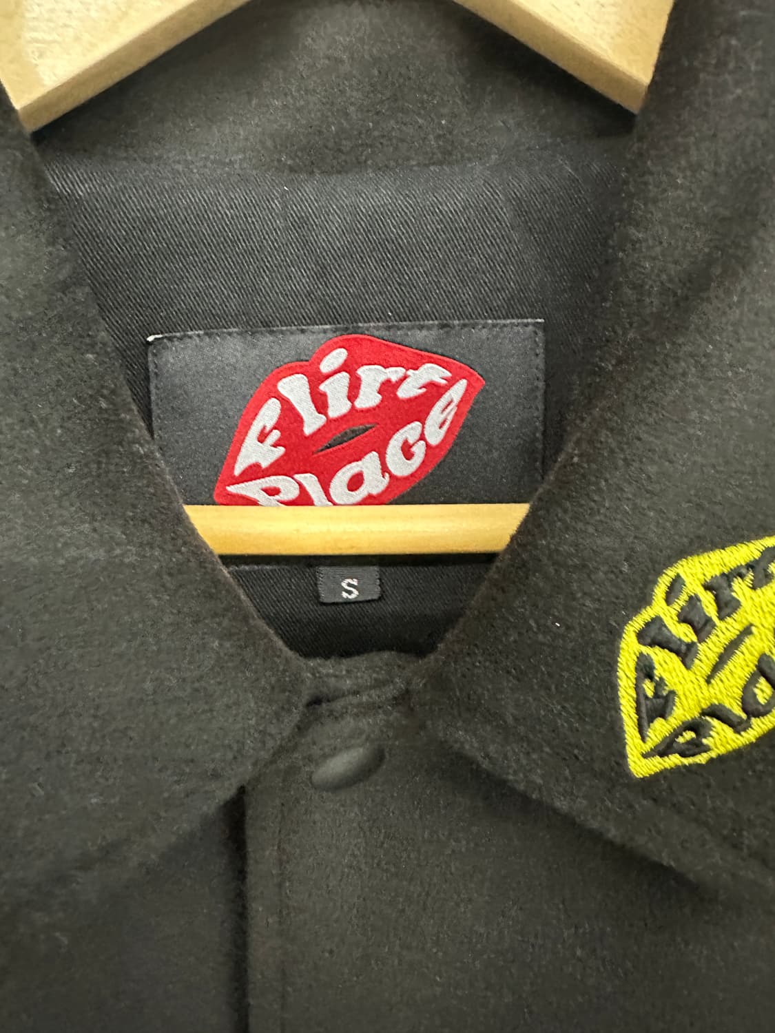 플러트플레이스 바시티 자켓 상품이미지2