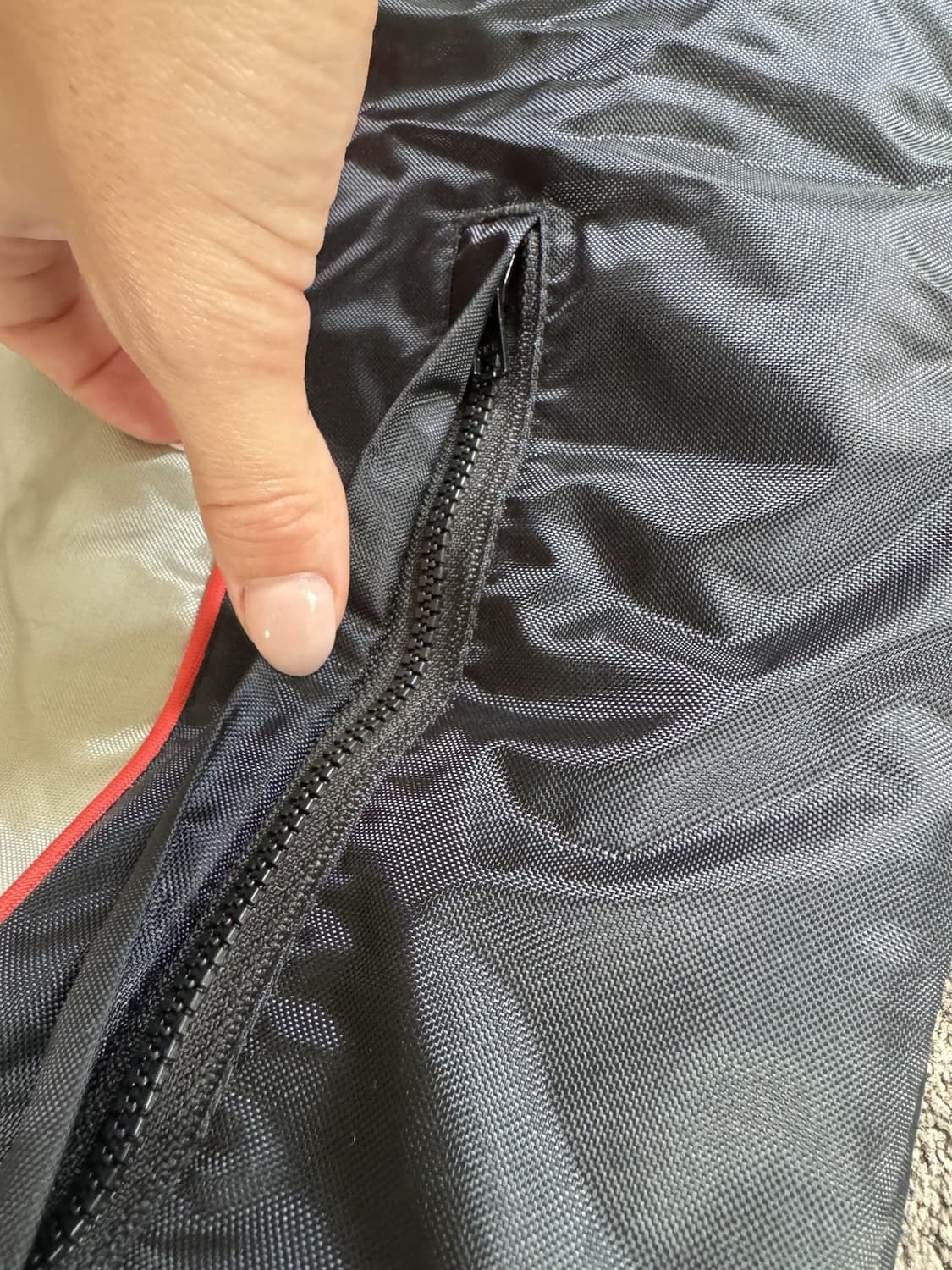 슈프림 스트라이프 퍼퍼 자켓 블랙 상품이미지3