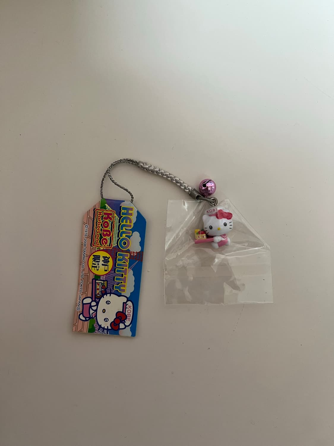 (초레어) 고베 하버랜드 지역 한정 키티 네즈케 스트랩 상품이미지2