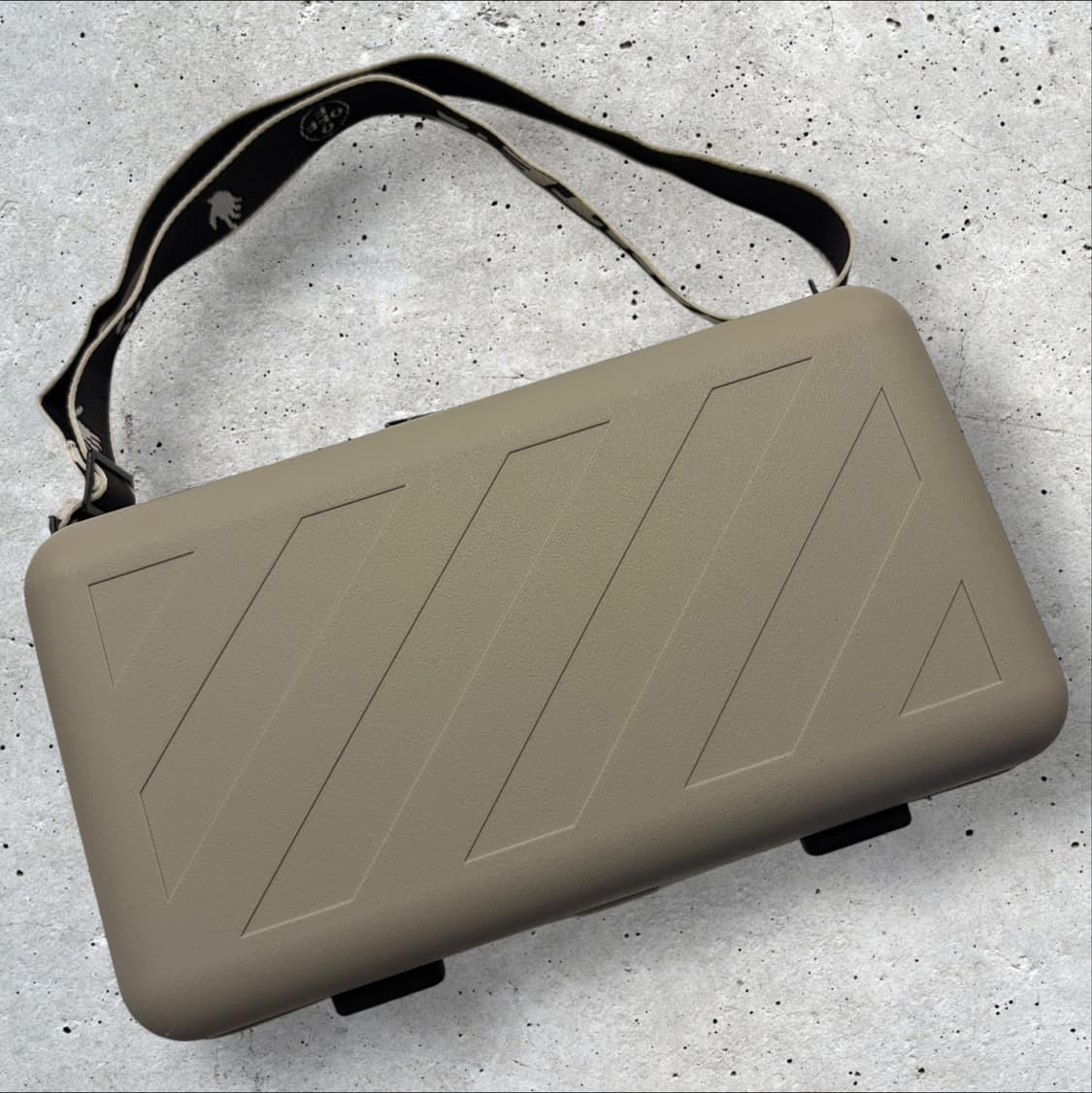 오프화이트 아모레퍼시픽 박스백 숄더백 그레이 상품이미지2