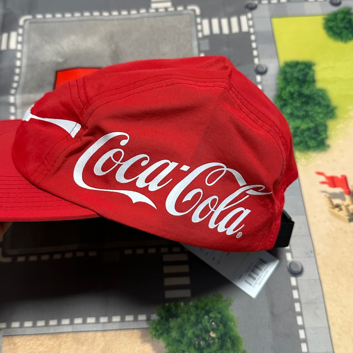 아트모스 x 코카콜라 5패널 캡 레드  상품이미지2