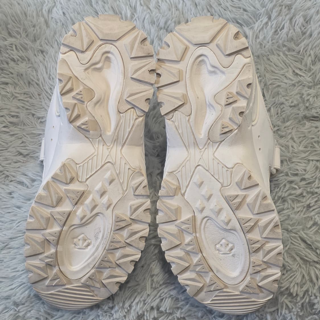 3q-20:데상트 S7129LCR90 여성 벨크로 트레일 스니커즈(240 상품이미지9