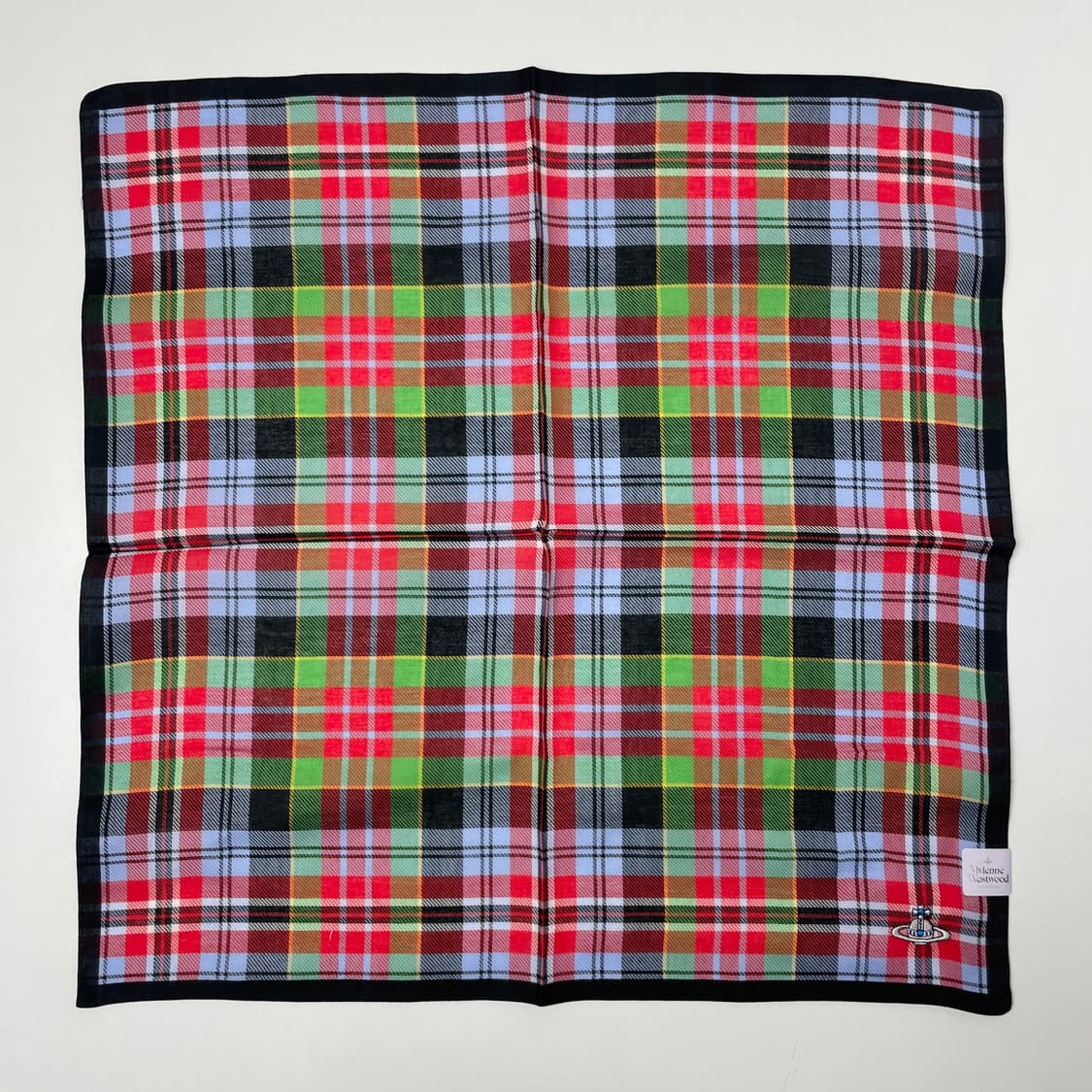 [새상품] 비비안웨스트우드 체크 손수건 명품 쁘띠스카프 상품이미지2