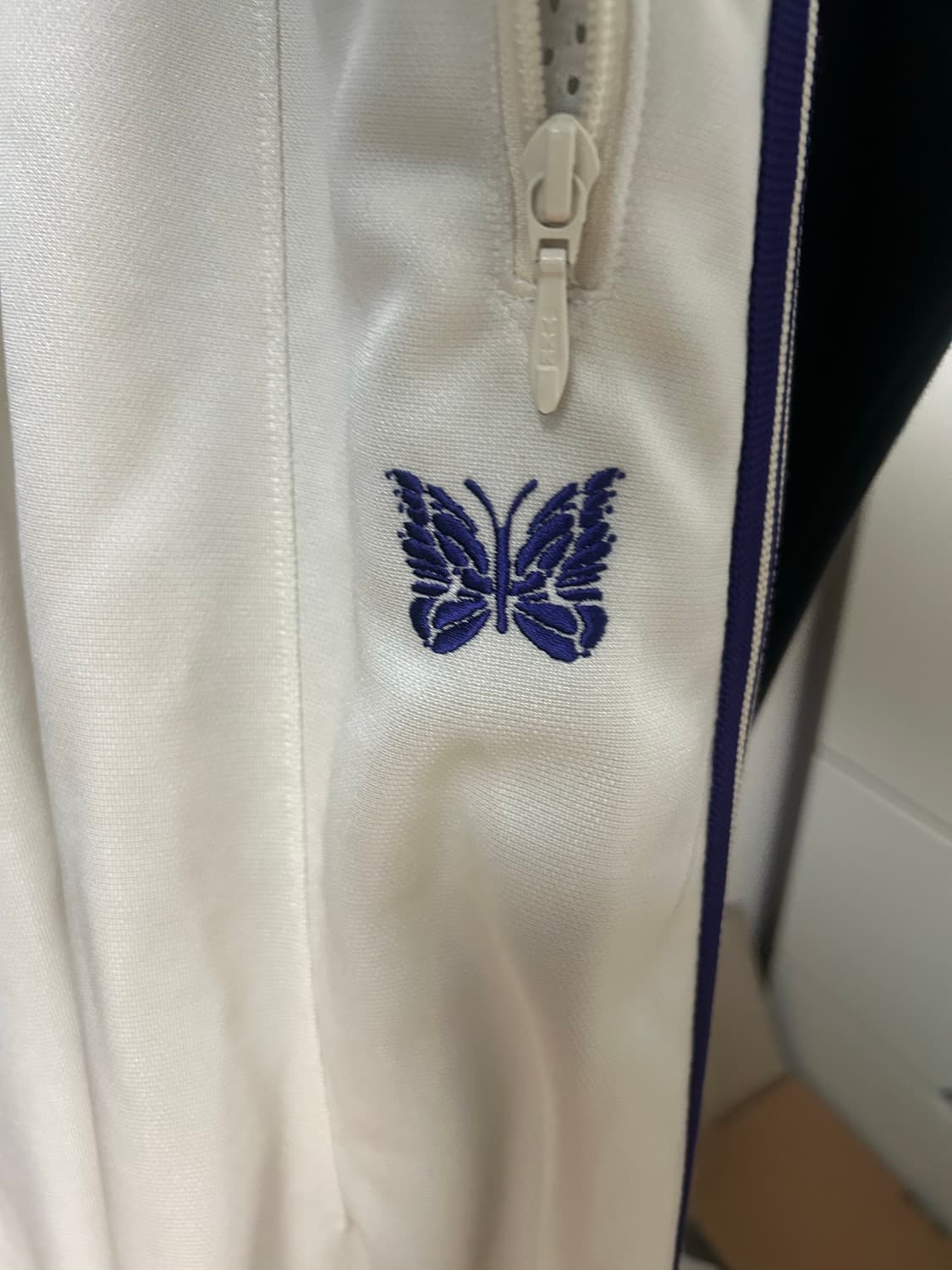 니들스 hd 아이스화이트 상품이미지3