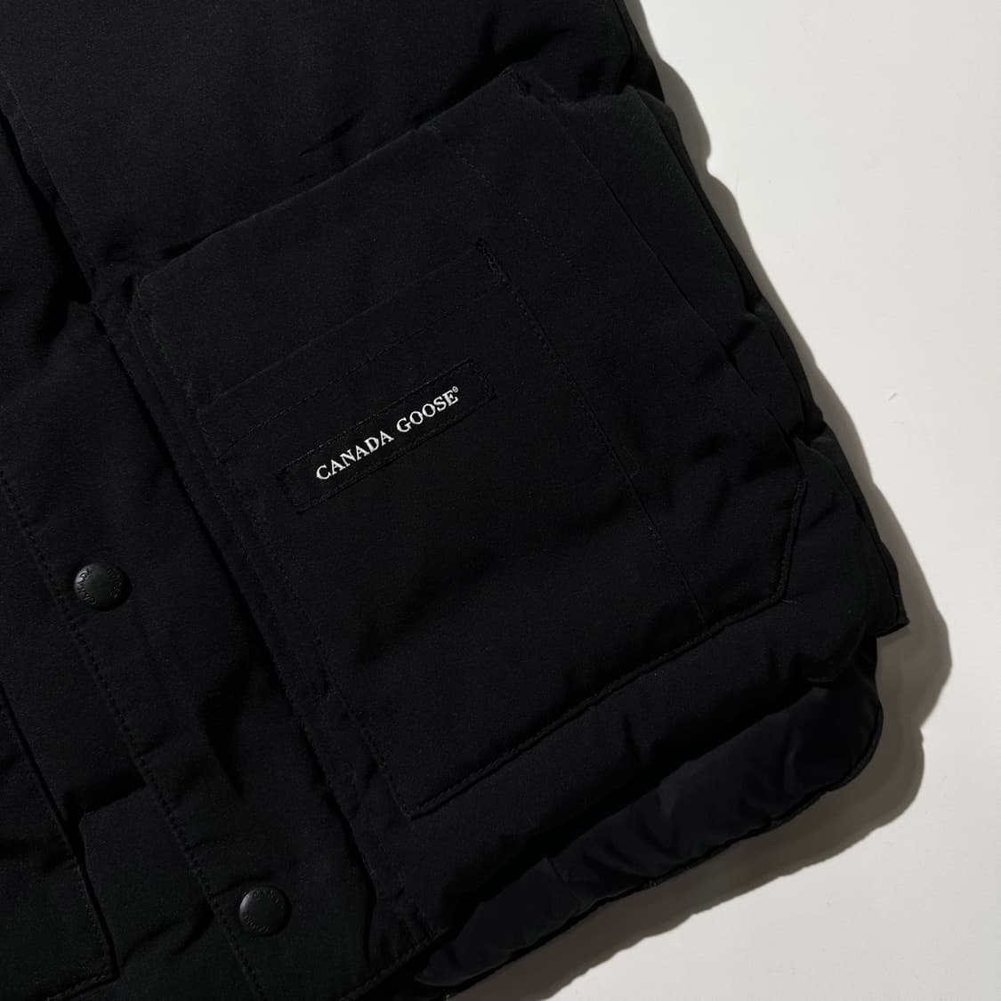 캐나다구스 다운 패딩 베스트 상품이미지5