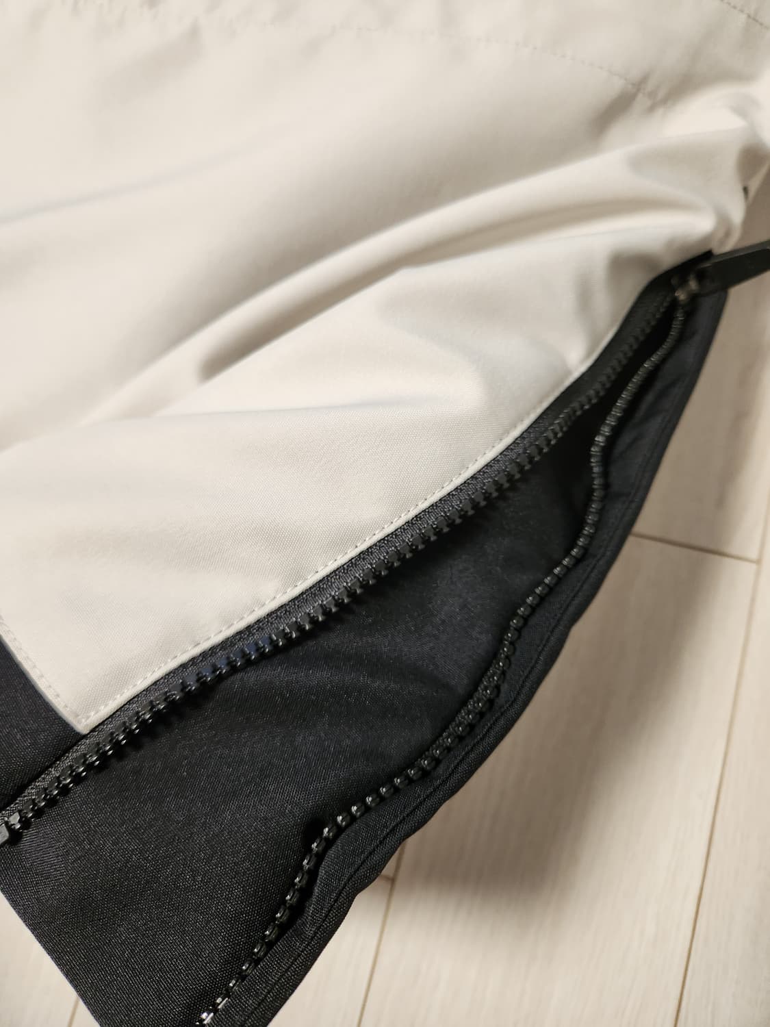 K2 고스트 다운패딩 자켓 KMW16541 사이즈85(xs)

스포츠웨어 상품이미지4