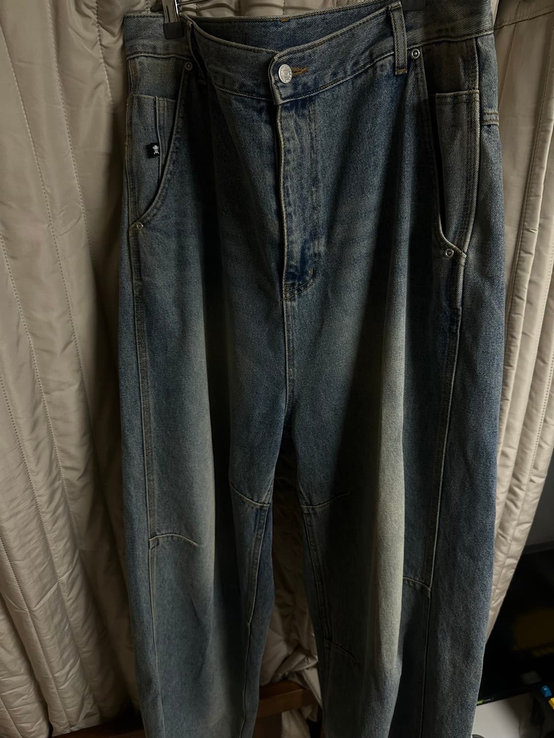 위캔더스 x 코인서울 SKELETON WIDE LOW DENIM PANT 상품이미지3