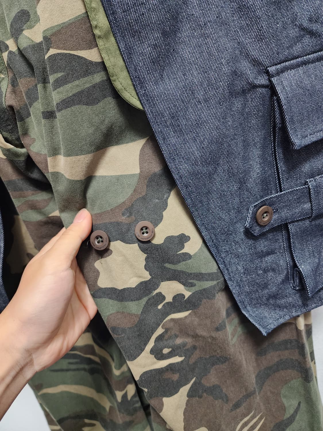 앤더슨벨 데님 레이어드 랩터 카모 팬츠  상품이미지6