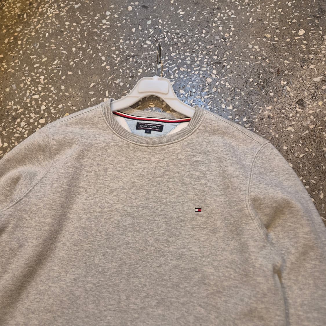 S 타미힐피거 그레이 맨투맨  상품이미지6