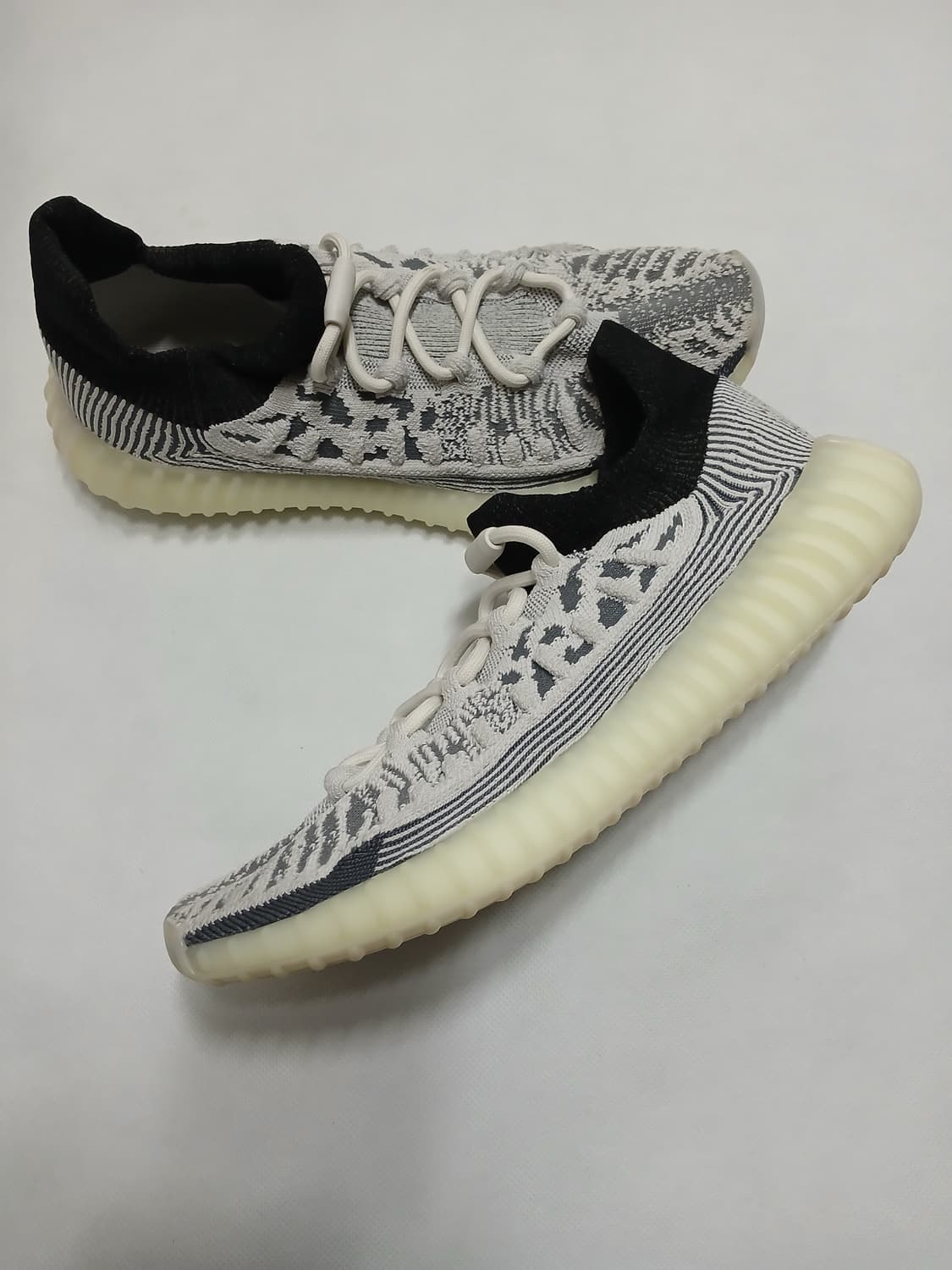 아디다스 / 이지 350 V2 컴팩트 슬레이트 화이트 / 270 상품이미지8