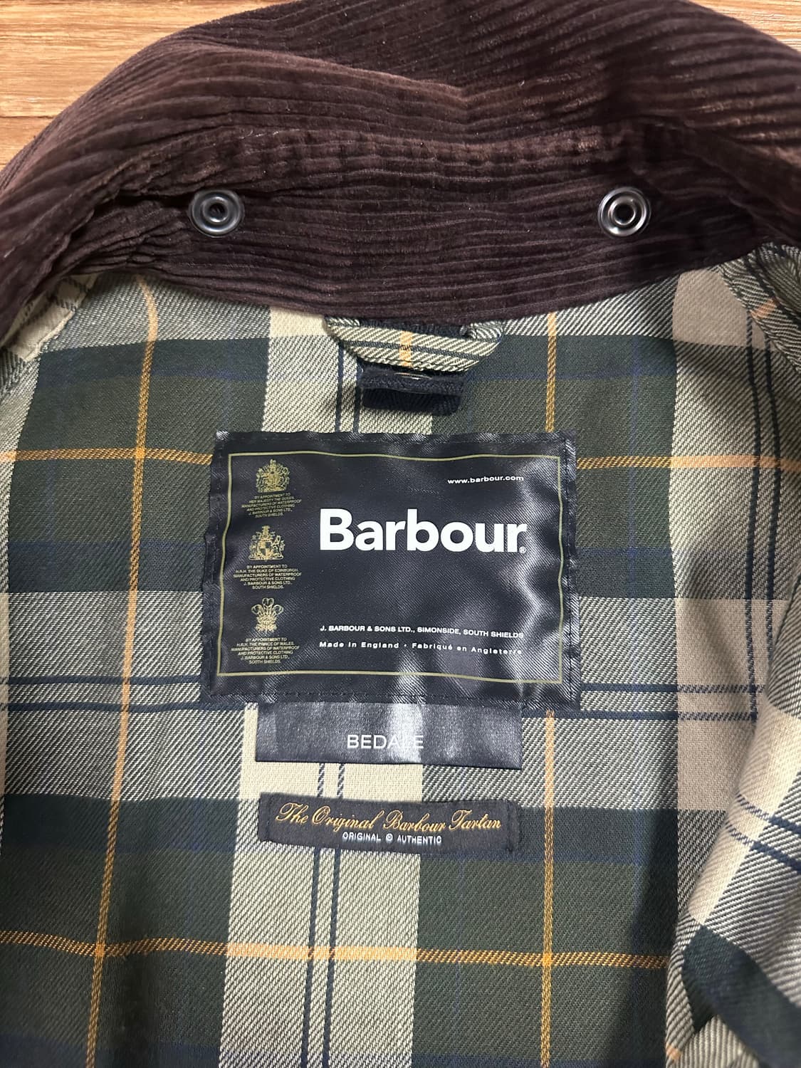 바버 비데일 세이지 컬러 40사이즈 판매합니다 상품이미지3