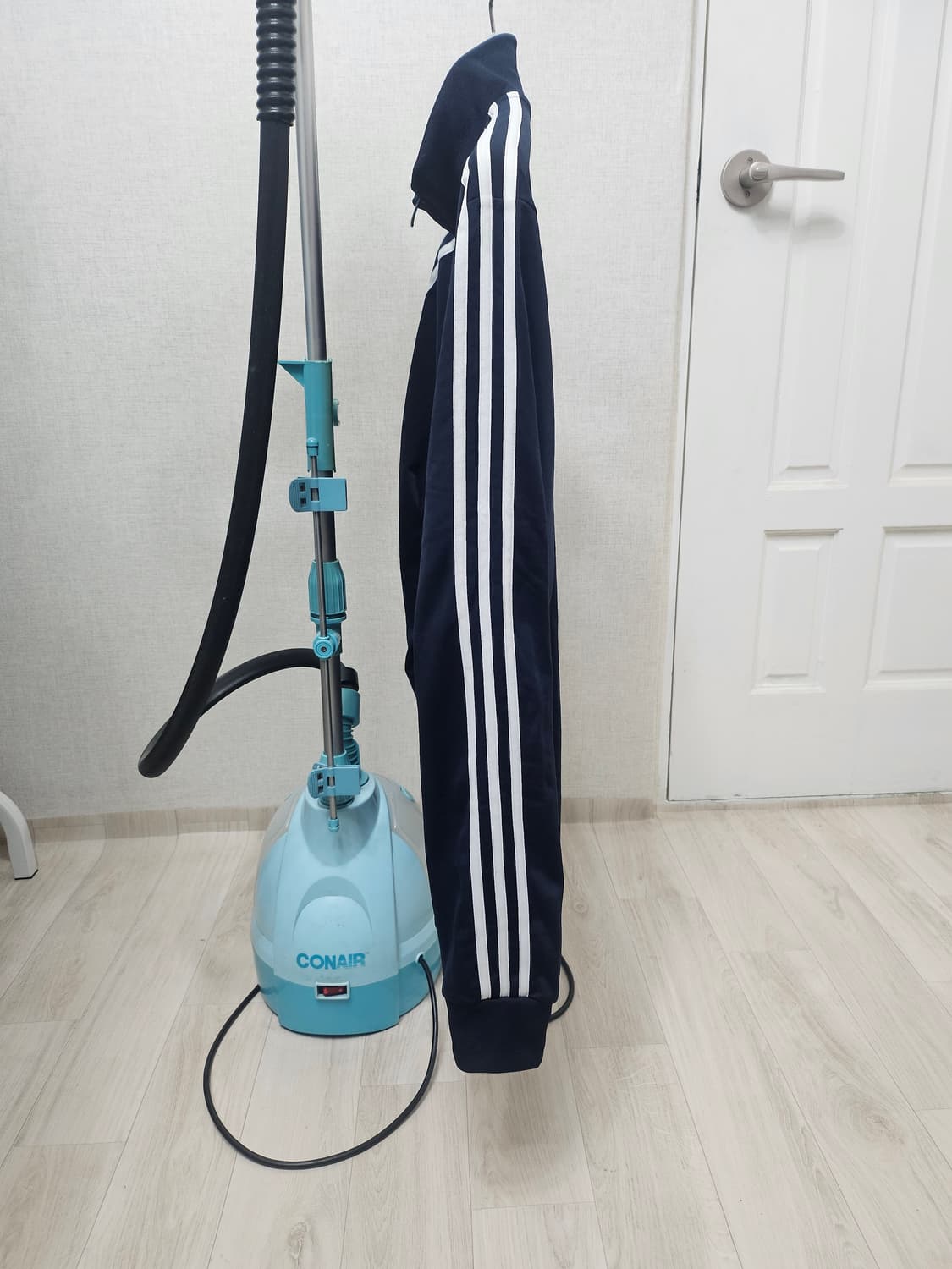 (110~115)3XL☆초대장급☆아디다스 에센셜3st[네이비] 트랙탑져지 상품이미지4