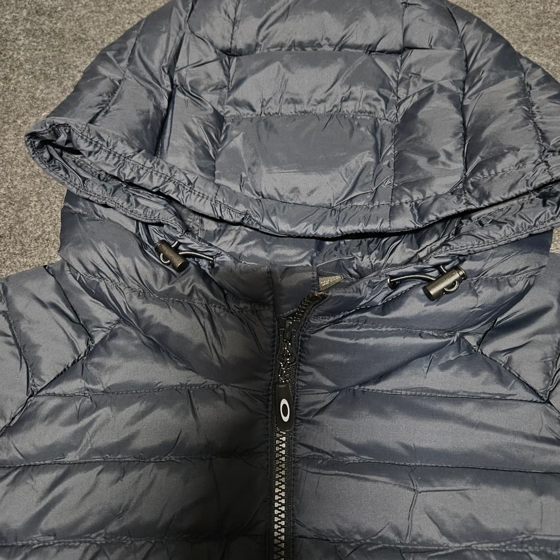 오클리 경량패딩 xl 새상품 상품이미지3