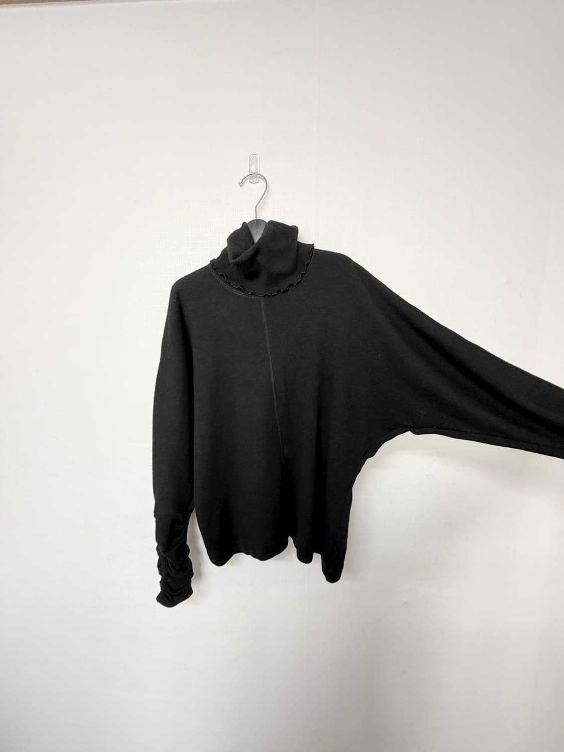 issey miyake 셔링 터틀넥 울 니트 상품이미지6