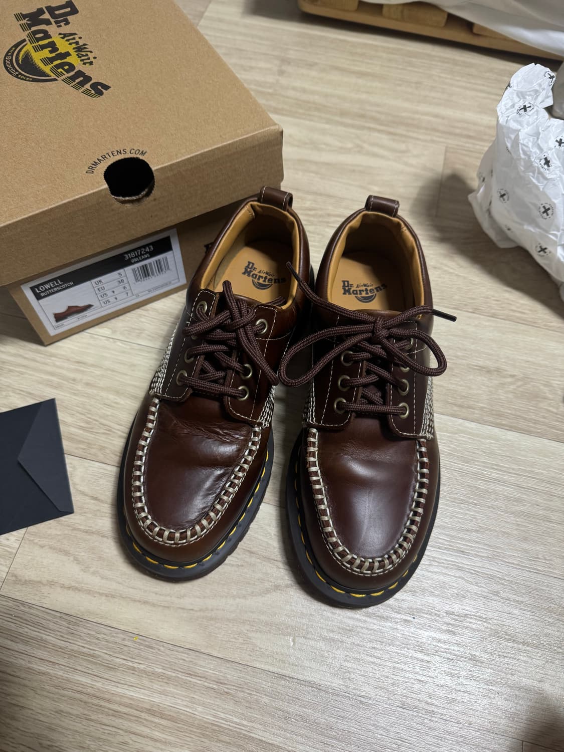 닥터마틴 로웰 보트슈즈 상품이미지2