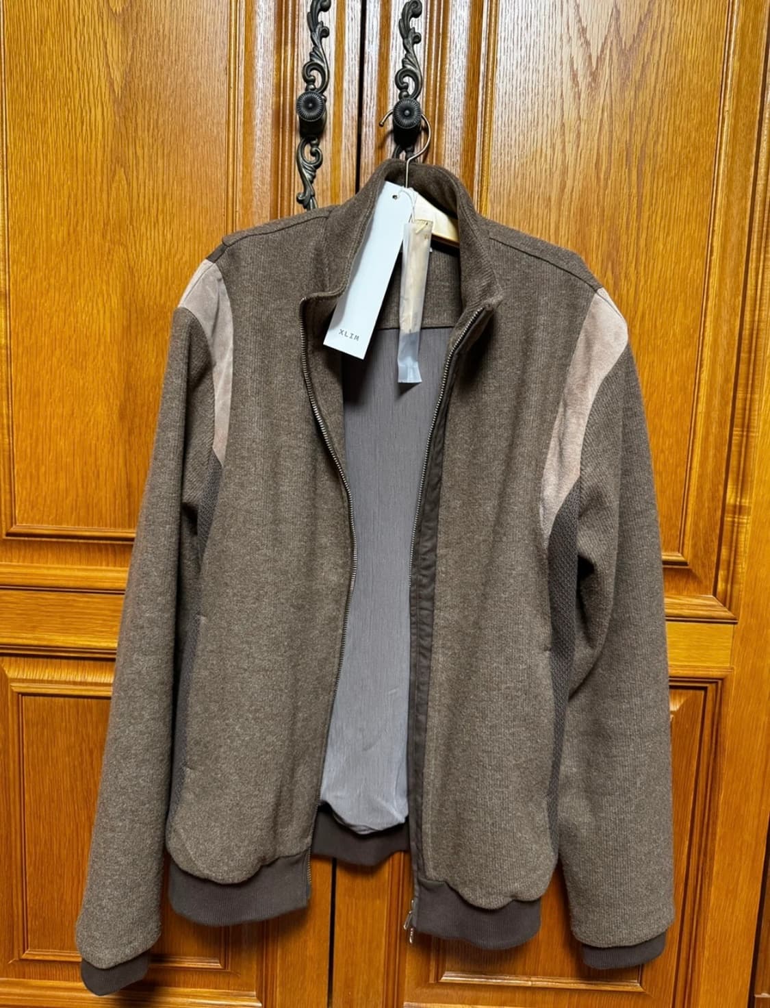 엑슬림 에피소드4 01니트 자켓 다크 브라운 - 에센스 한정 상품이미지1