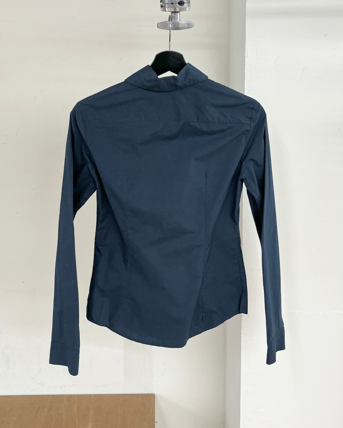 비비안 웨스트우드 레드라벨 네이비 셔츠 상품이미지6