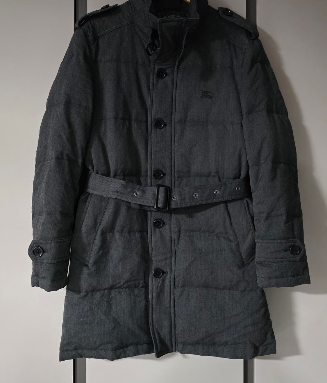 버버리 정품 블랙라벨 구스다운.  싸이즈 95 상품이미지1