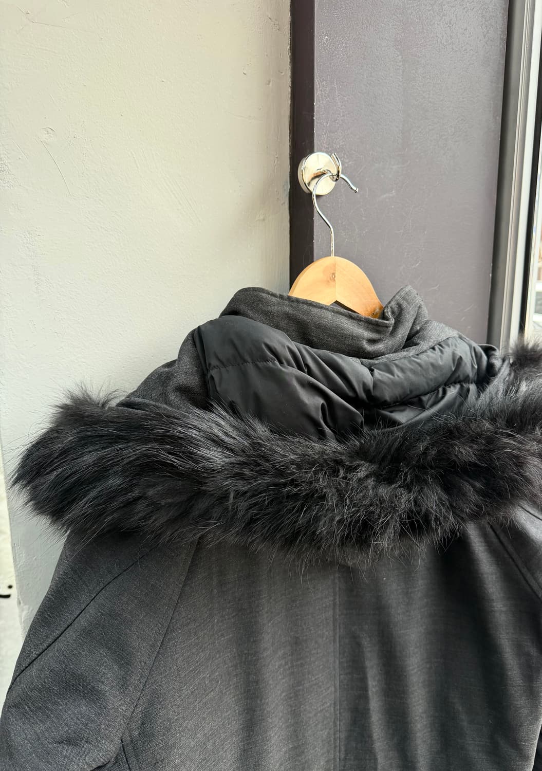 100/ 띠어리 캐시미어 블랜딩 다운 코요테 패딩 상품이미지8