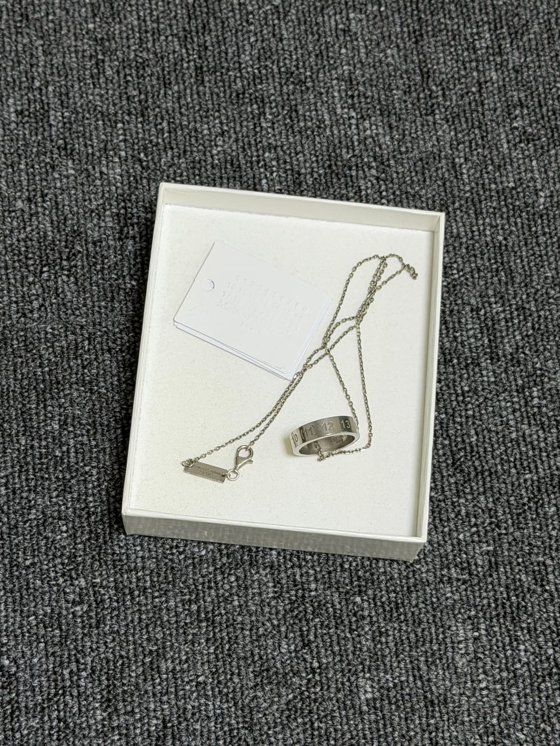 마르지엘라 넘버링 네크리스 상품이미지3