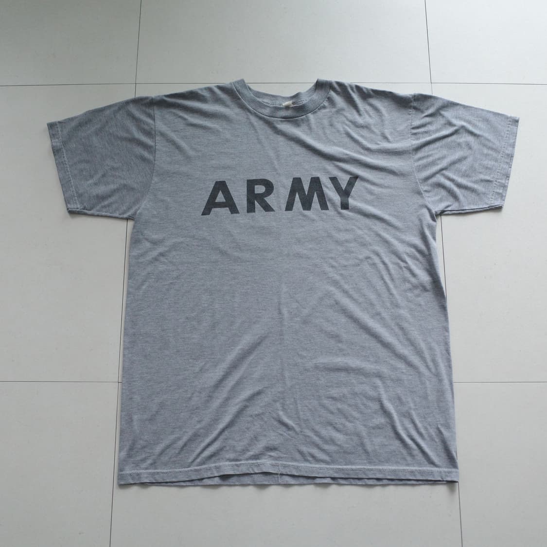 미군 ARMY IPFU 반팔 트레이닝 티 L 상품이미지1