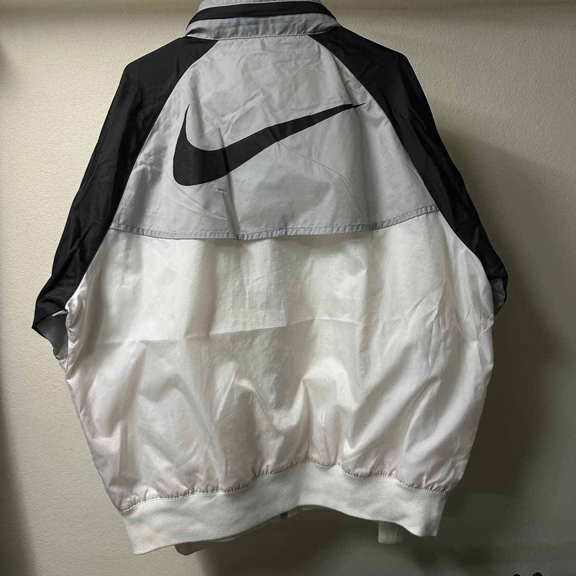 나이키 빅로고 범고래 바람막이  상품이미지2