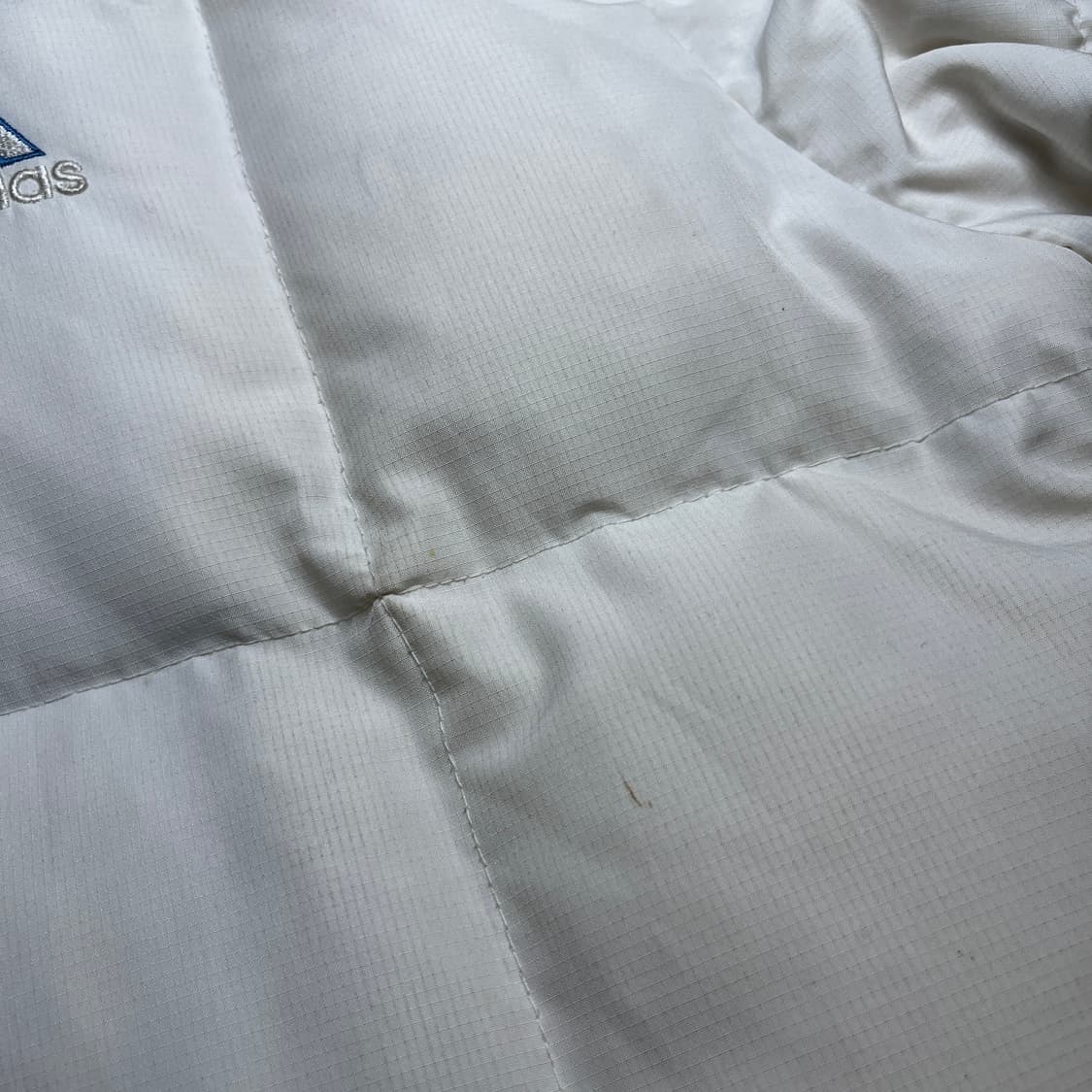 아디다스 배색 패딩 점퍼 상품이미지10