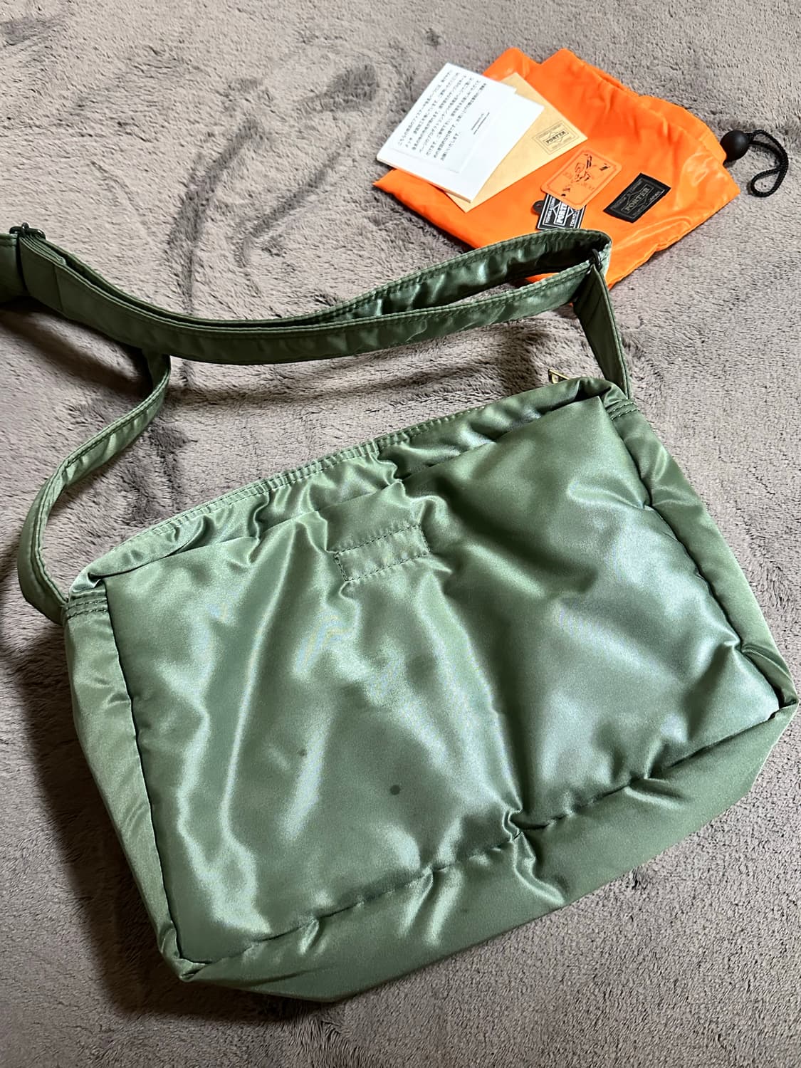 요시다포터 탱커 숄더백 L 상품이미지2