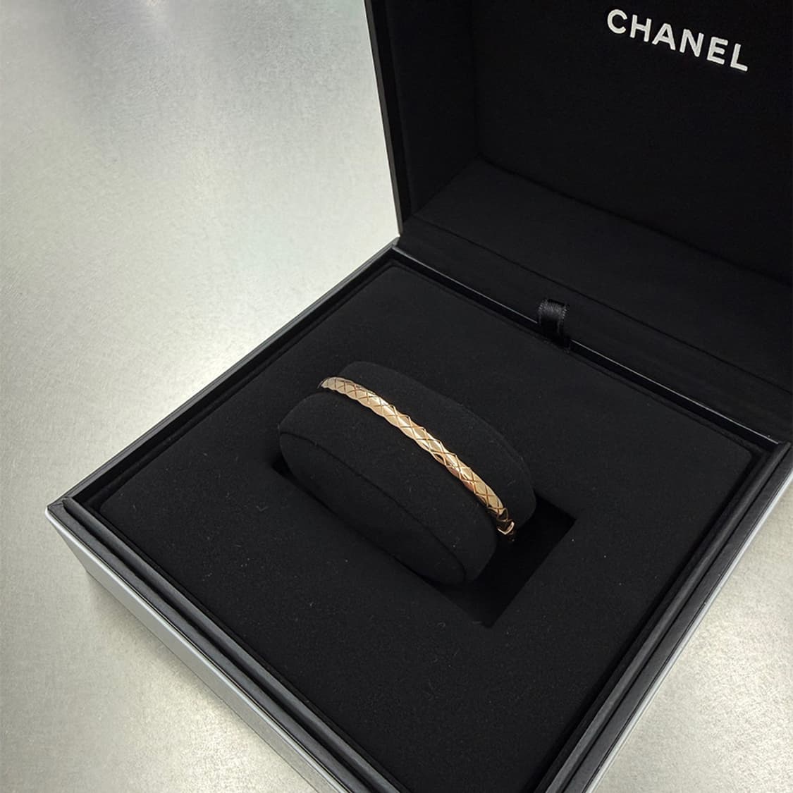 샤넬 코코크러쉬 브레이슬릿 퀼팅 팔찌 베이지 골드 J12324 상품이미지9