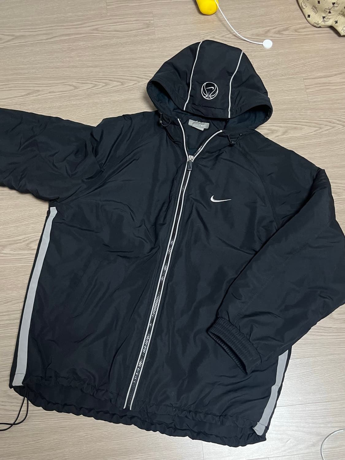 나이키 올드스쿨 후드패딩 점퍼 바람막이 상품이미지2