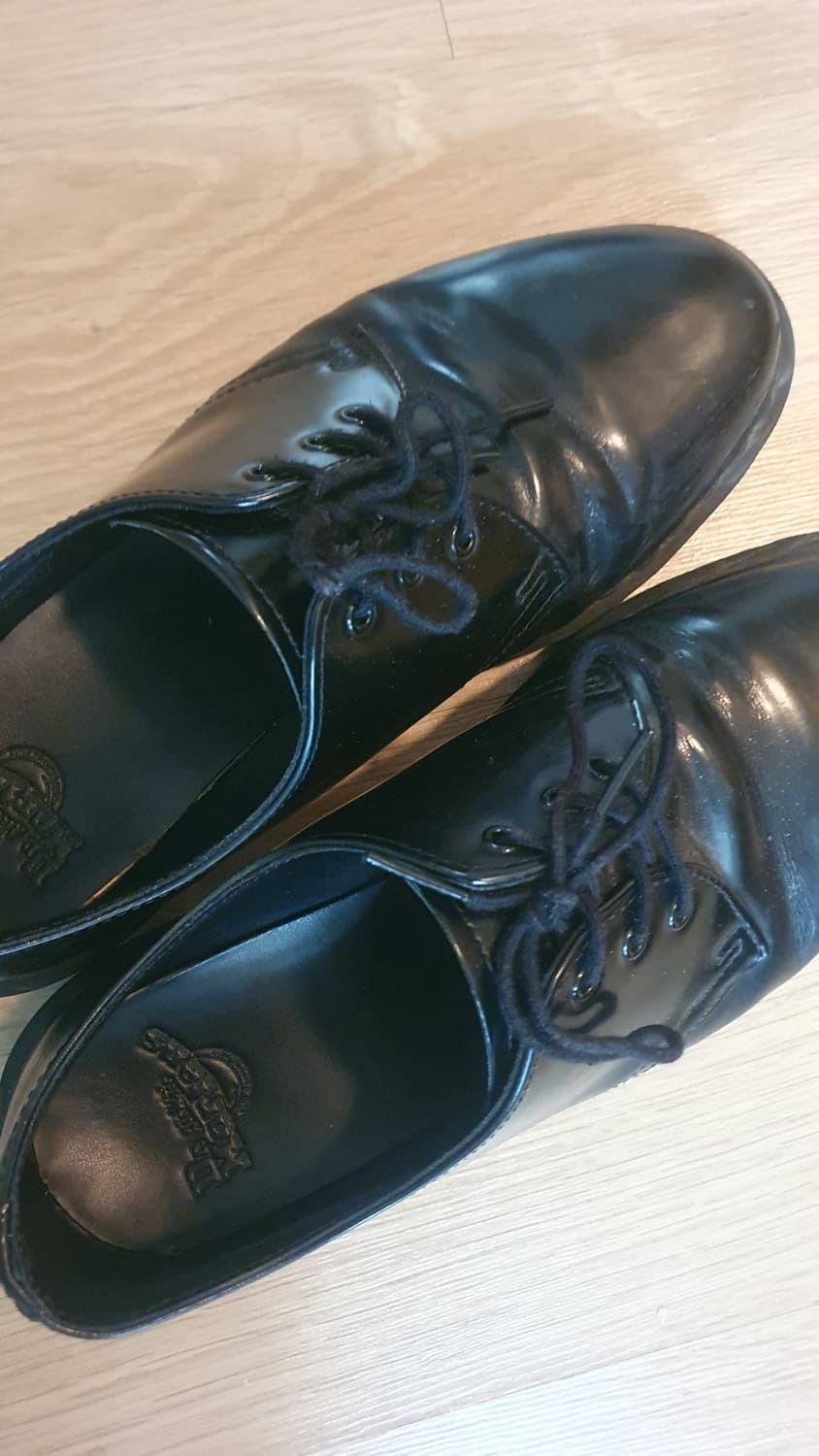 닥터마틴 모노 3홀 블랙 UK8(270) 상품이미지4