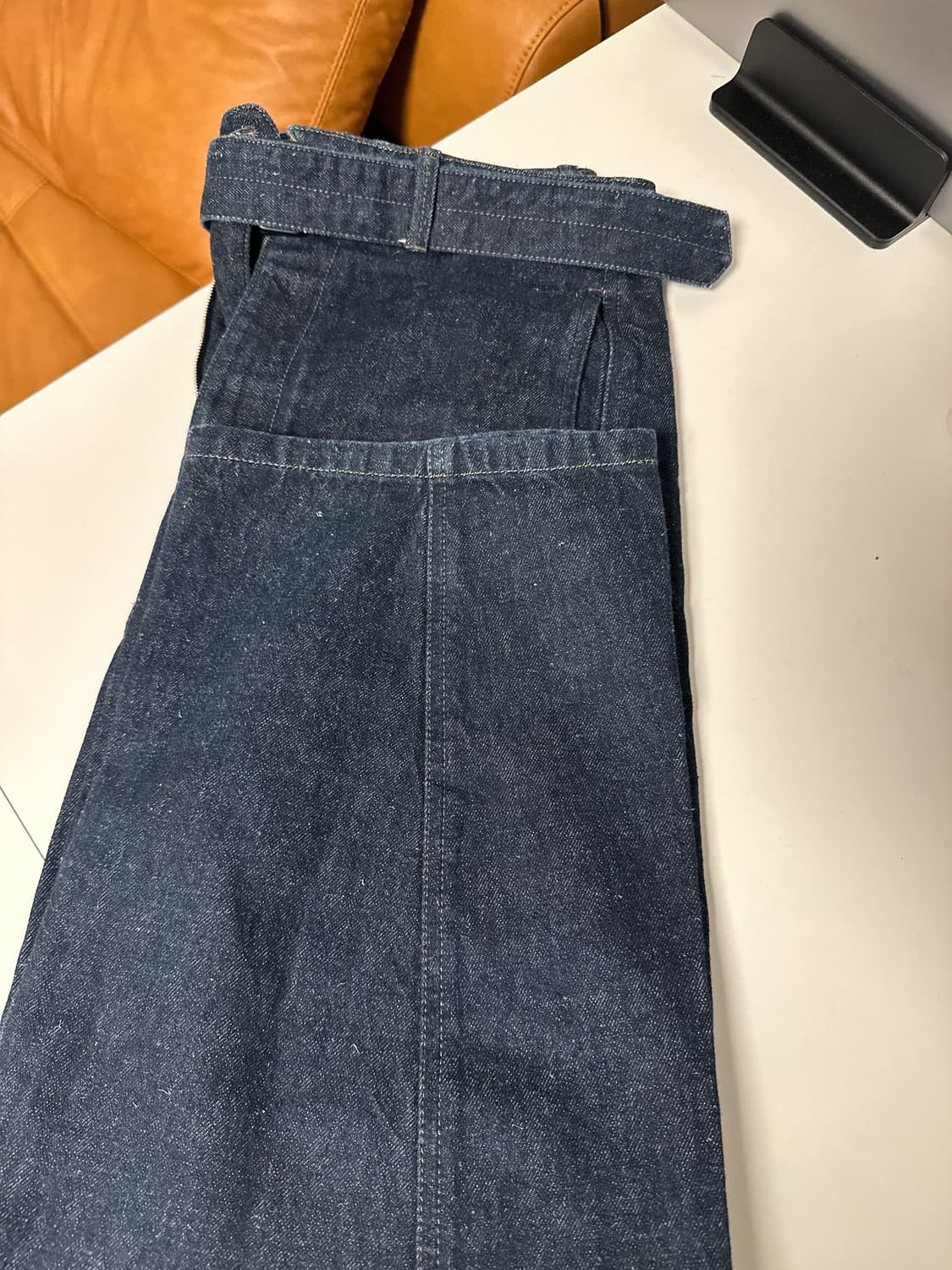 르메르 트위스트 벨트 팬츠 데님 인디고 팝니다 상품이미지3