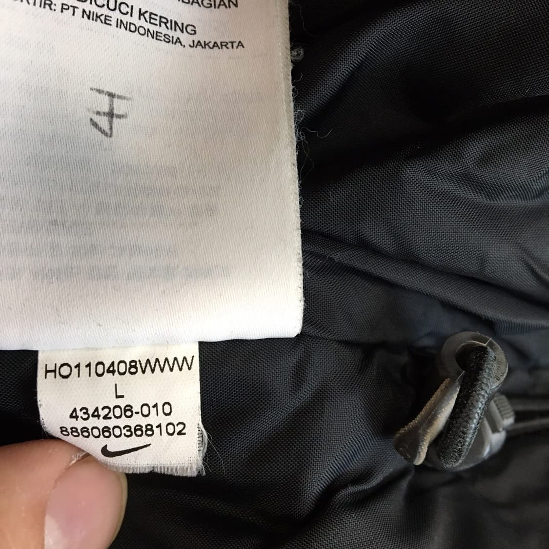 나이키 스우시 투웨이 T90 경량패딩 L  상품이미지8