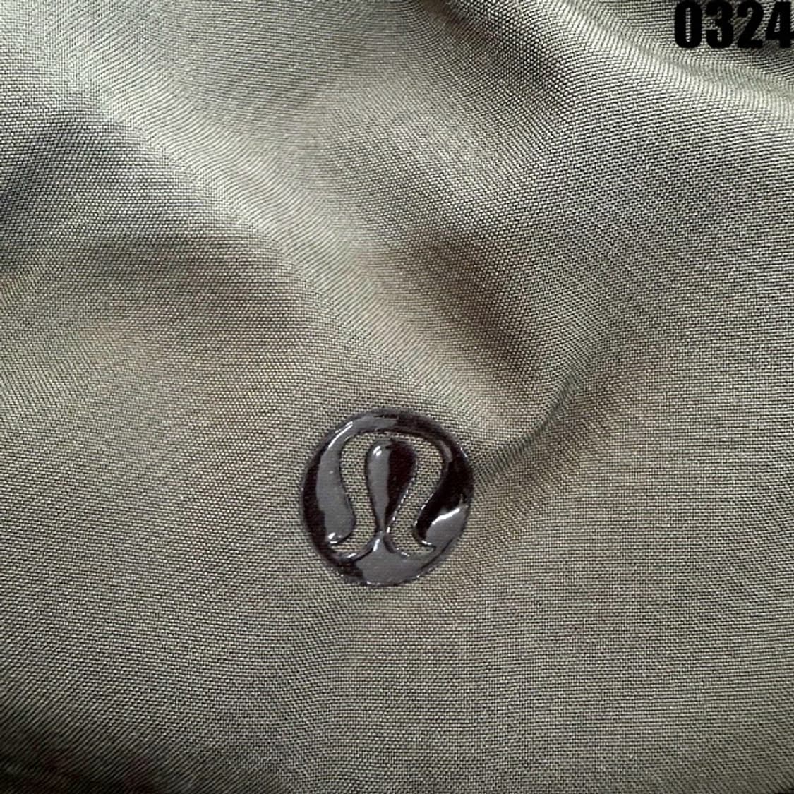 룰루레몬(lululemon) 경량 패딩 베스트 XXL 0323  상품이미지5