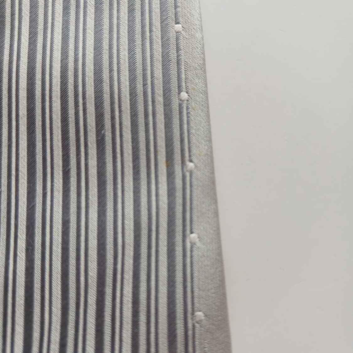 밀라숀 실크 실버 스트라이프 넥타이 9.4cm A등급 A18430
 상품이미지7