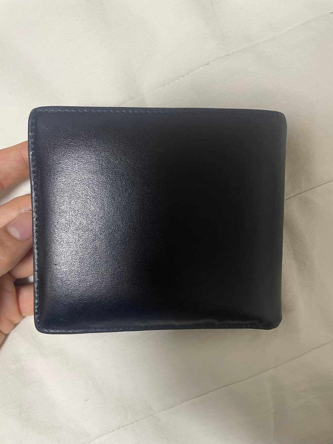 생로랑 매트 레더 타이니 카산드라 이스트/웨스트 지갑 블랙 상품이미지4